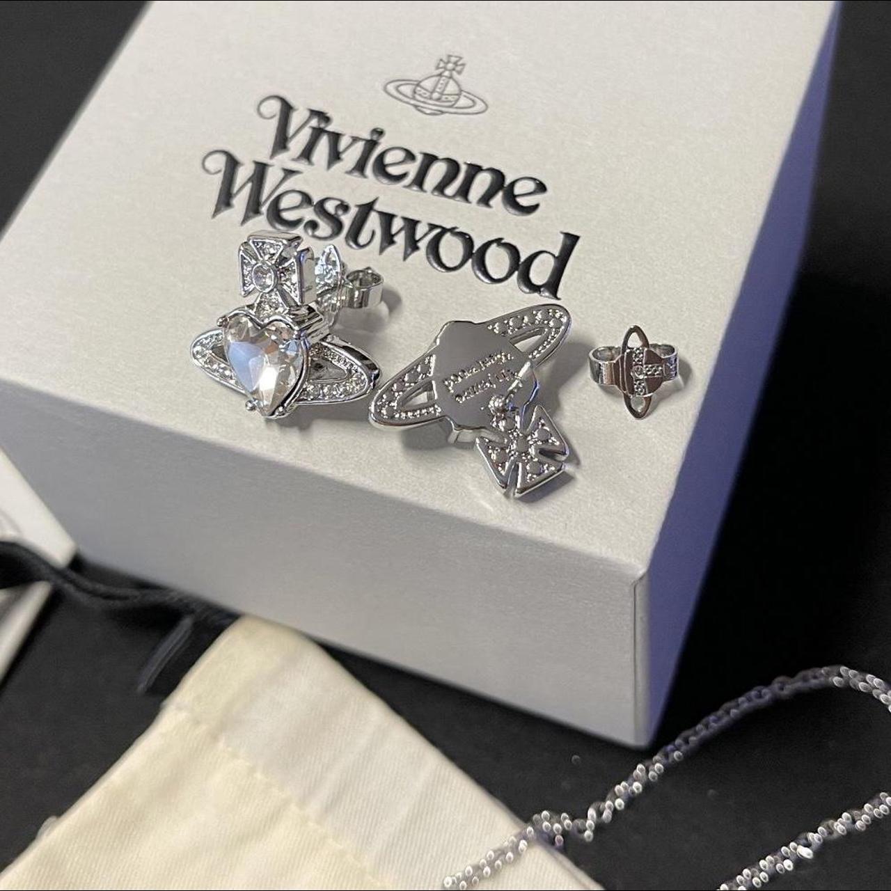 Vivienne Westwood Women's Silver and White Jewellery | Depop