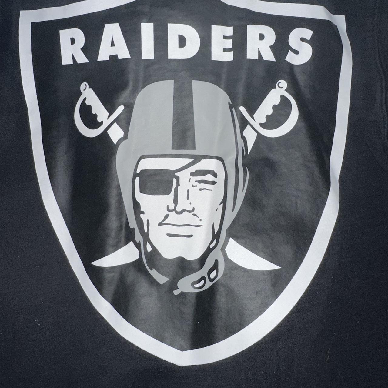 Raiders Supreme Sweater Store -  1695187776