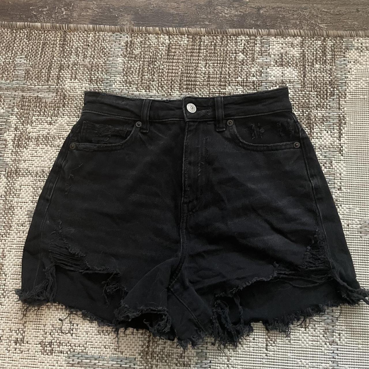 American Eagle Women's Black Shorts | Depop