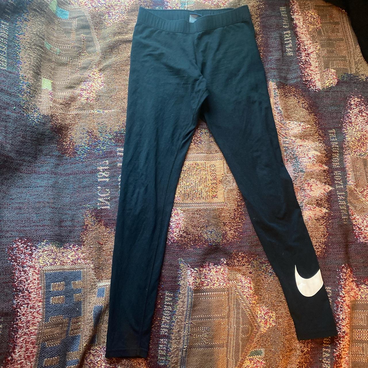 white nike basketball leggings