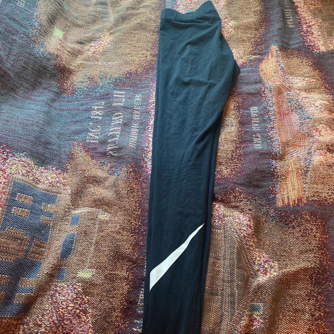 white nike basketball leggings