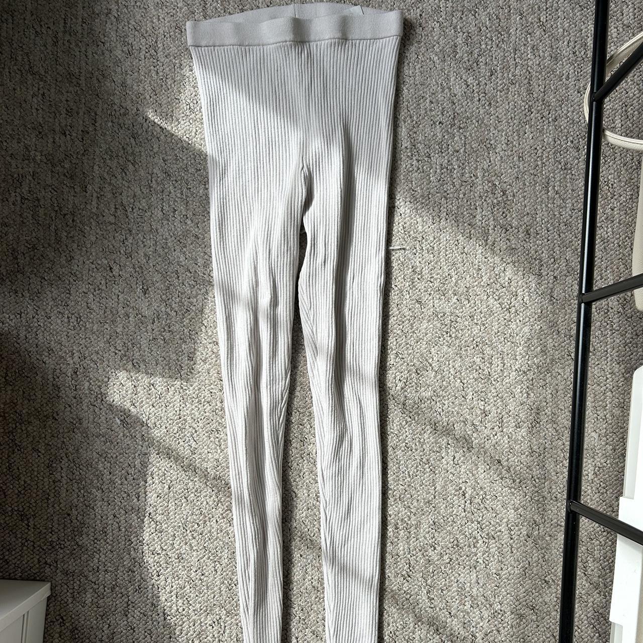 H&M leggings / size S / worn a handful of times - Depop