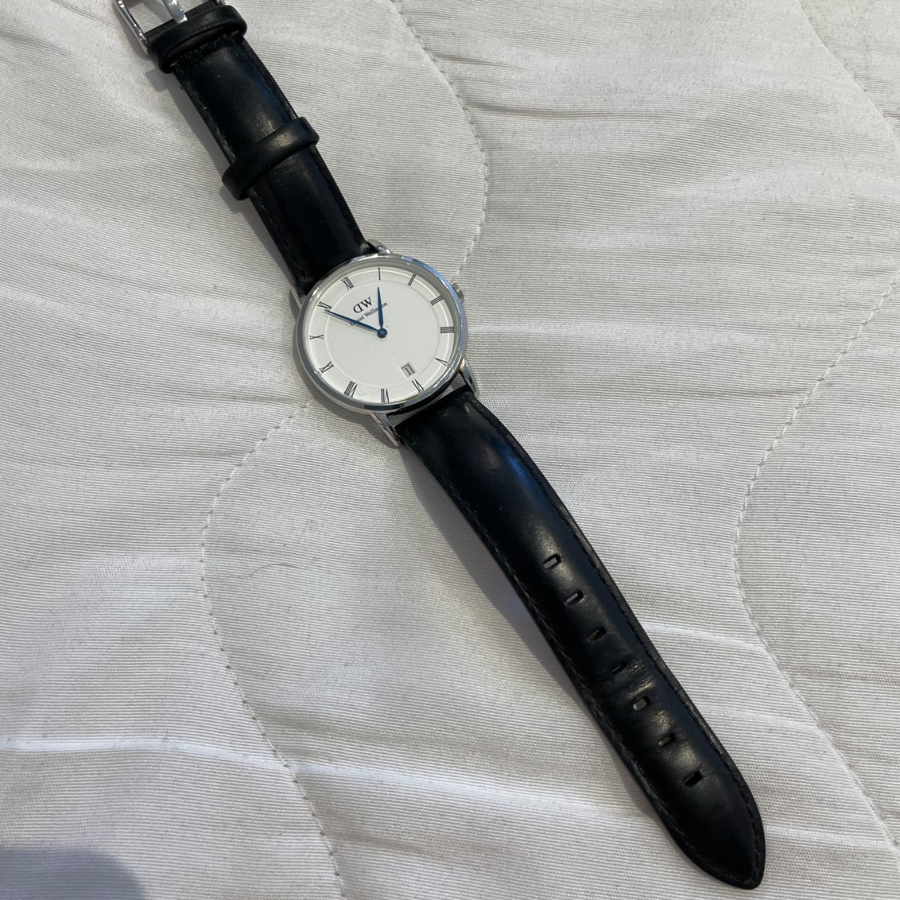 I am selling my Daniel Wellington Dapper Sheffield. Depop