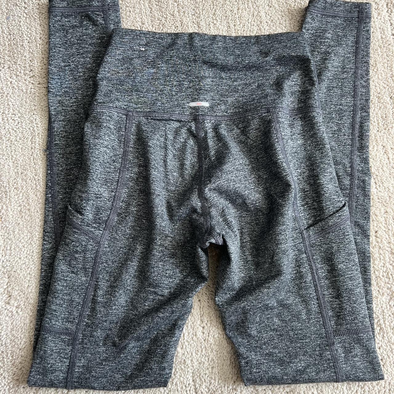Aerie Chill Play Move heather Grey leggings. XS - Depop