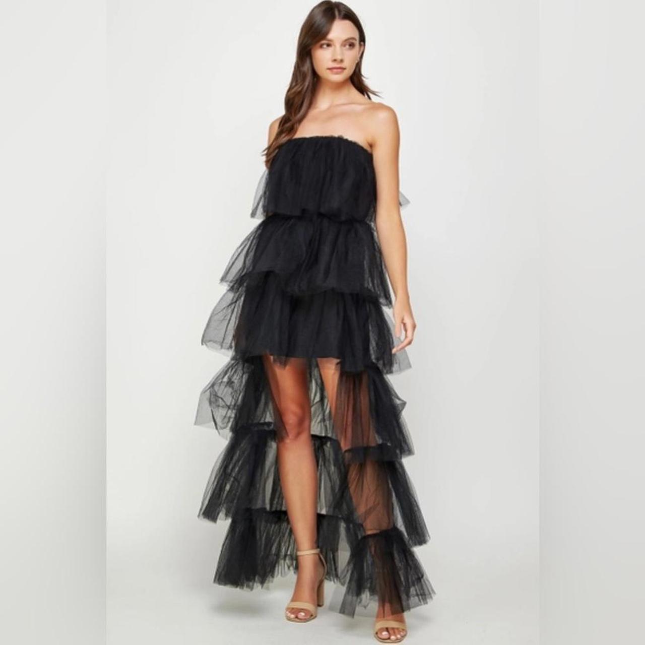 Black dress with tulle bottom best sale