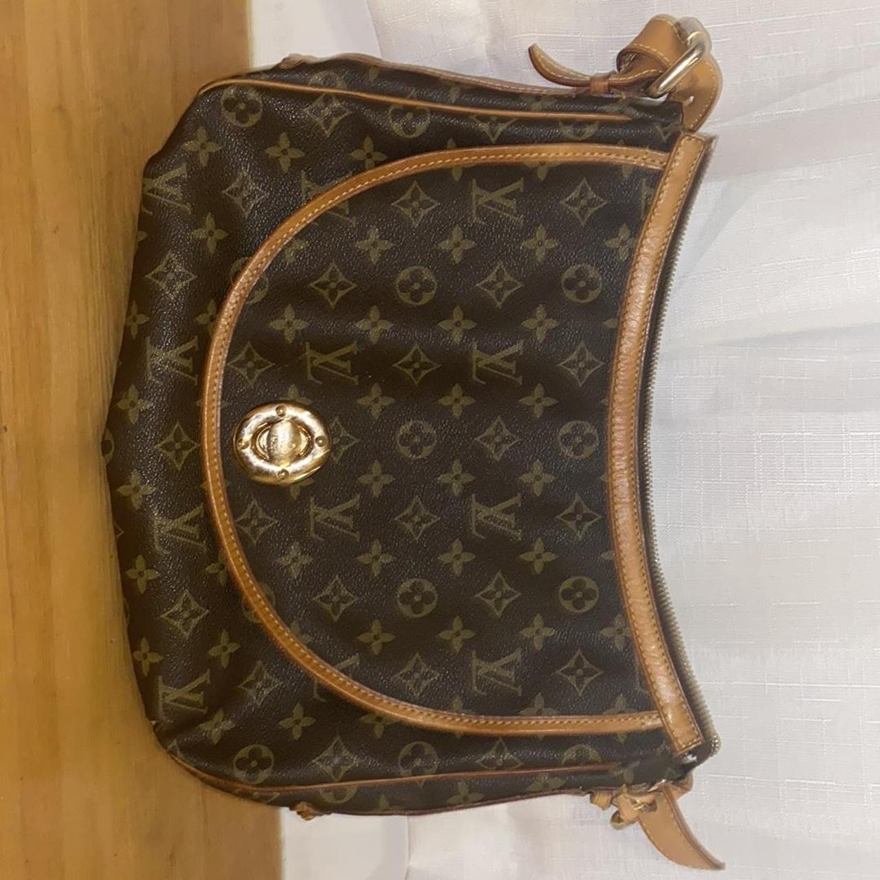 Y2K vintage Louis Vuitton cross body - Depop