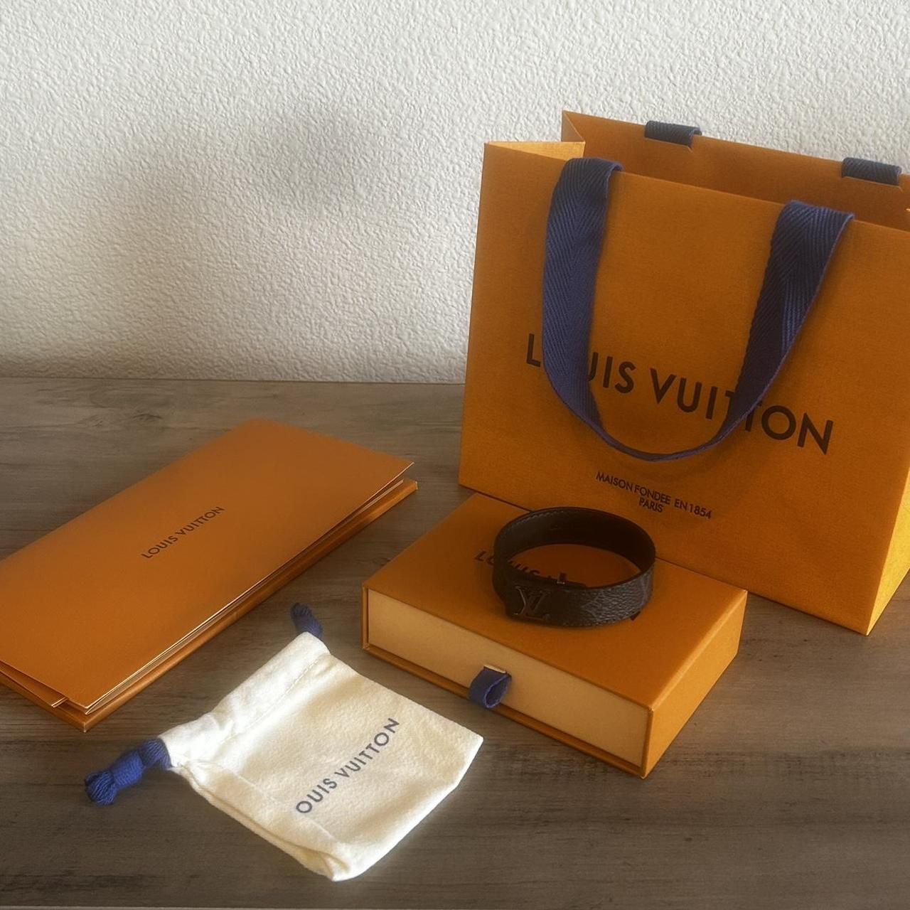 louis vuitton slim bracelet size - Depop