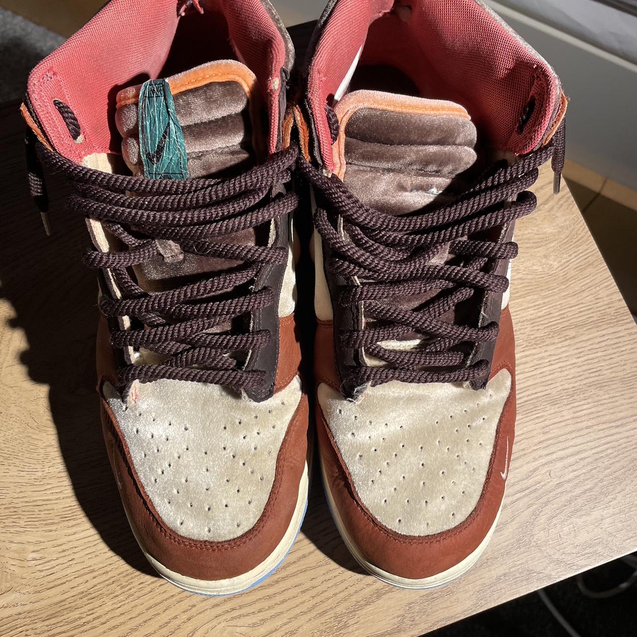 dunk mid chocolate milk box