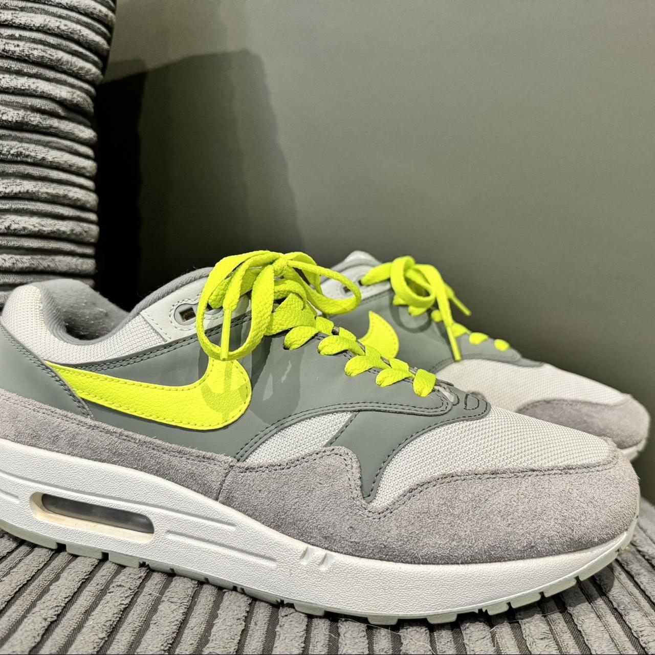 Air max fashion 1 mica green volt