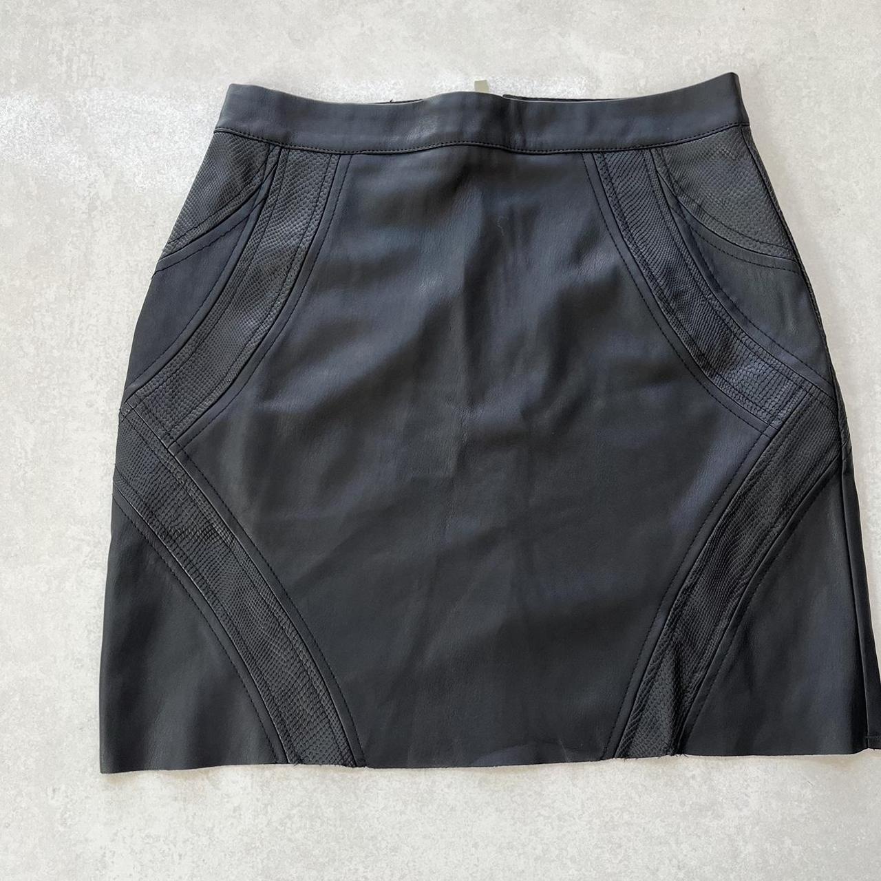 River Island Women's Black Skirt | Depop