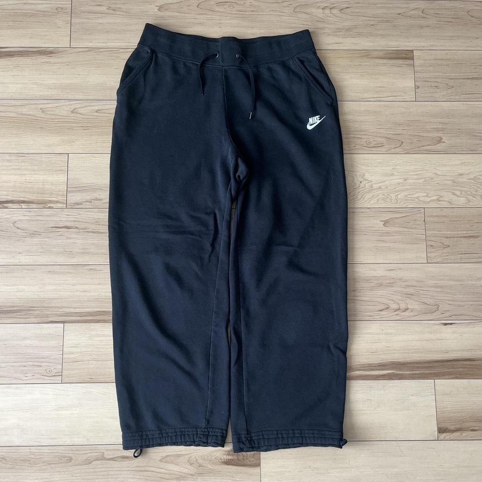 Modern Blue Nike Sweatpants -size xxl can fit xl - Depop