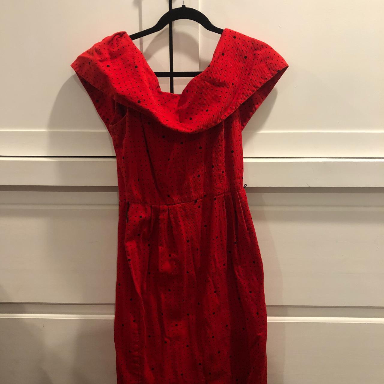 Liz Claiborne Women's Red and Black Dress | Depop
