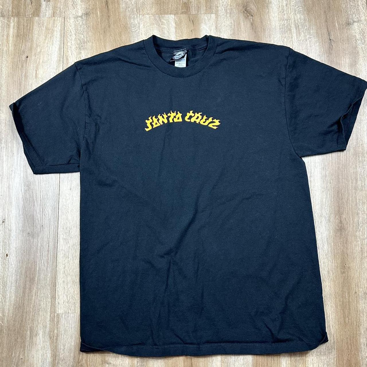 Santa Cruz Men's Black and Yellow T-shirt | Depop