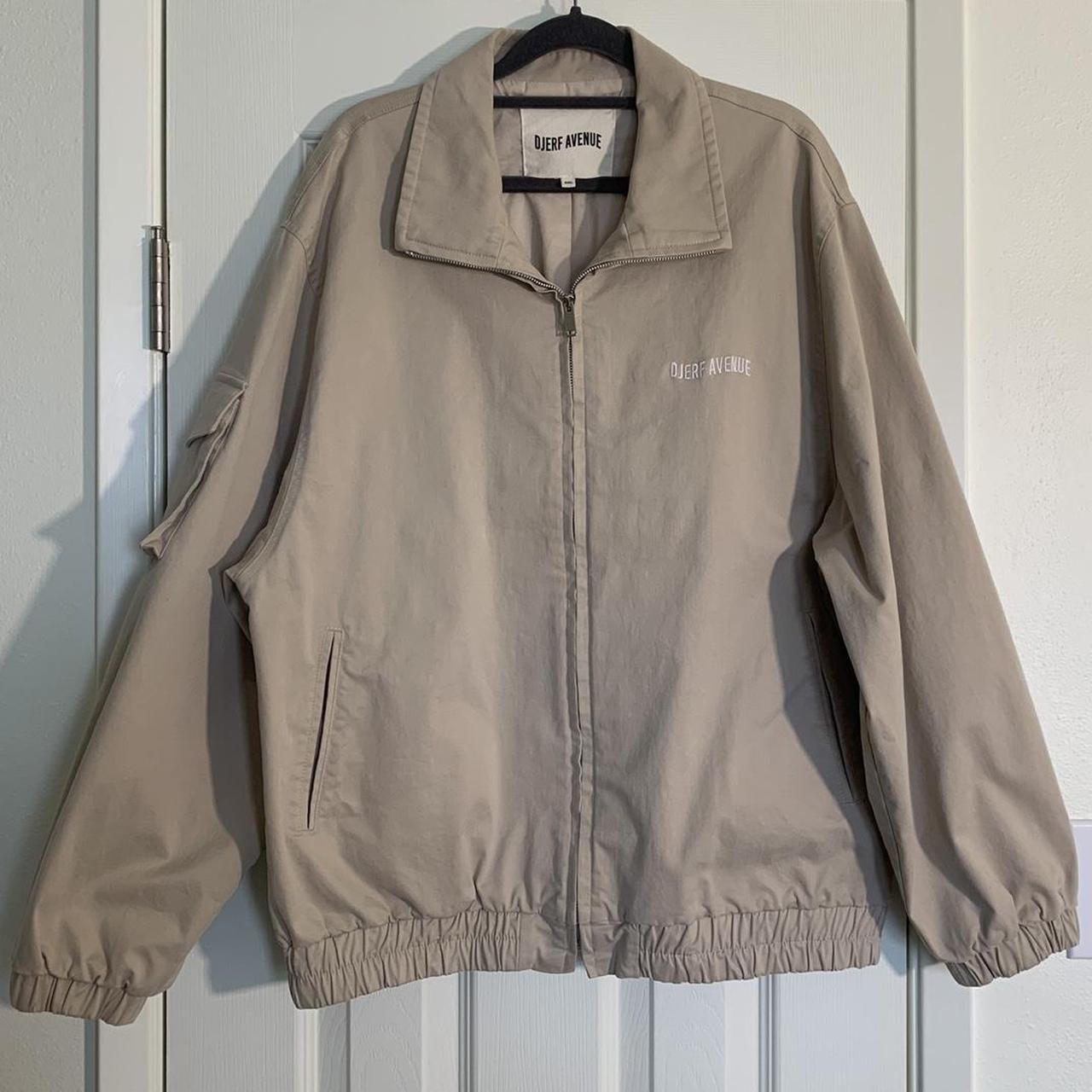 item listed by andreaahi