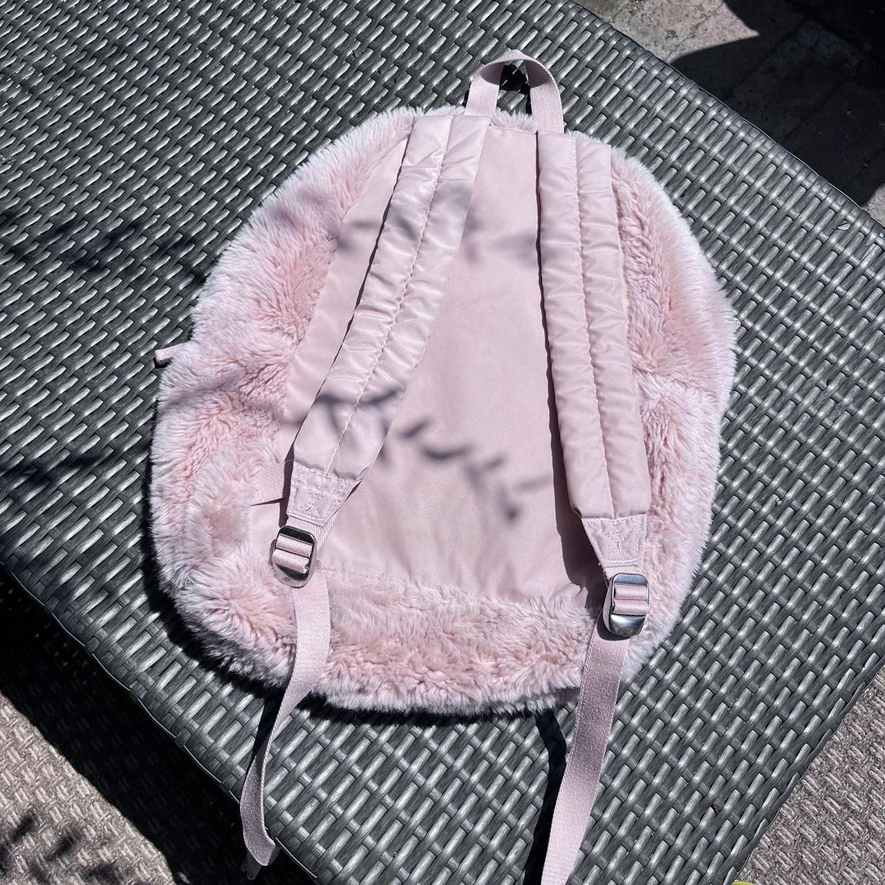 Eastpak pink outlet fur