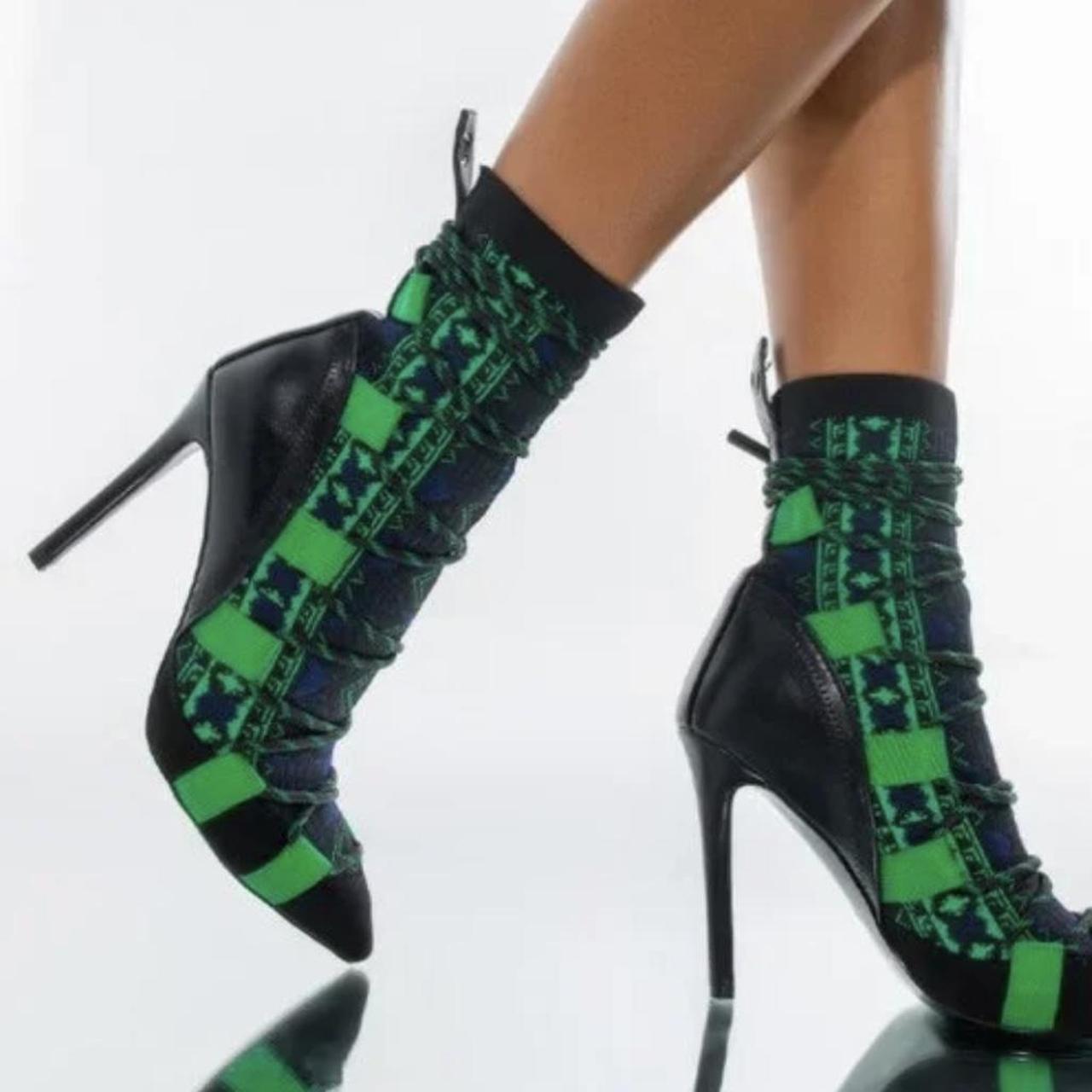 Women's Green and Black Boots Depop