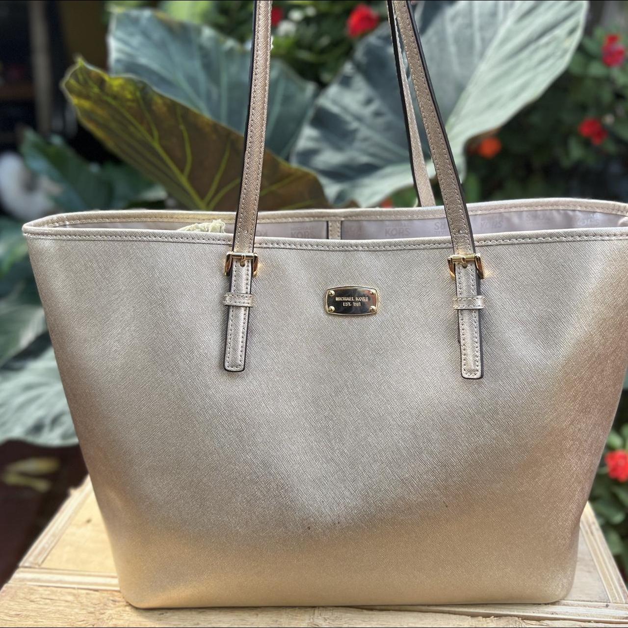 Michael kors discount large gold tote