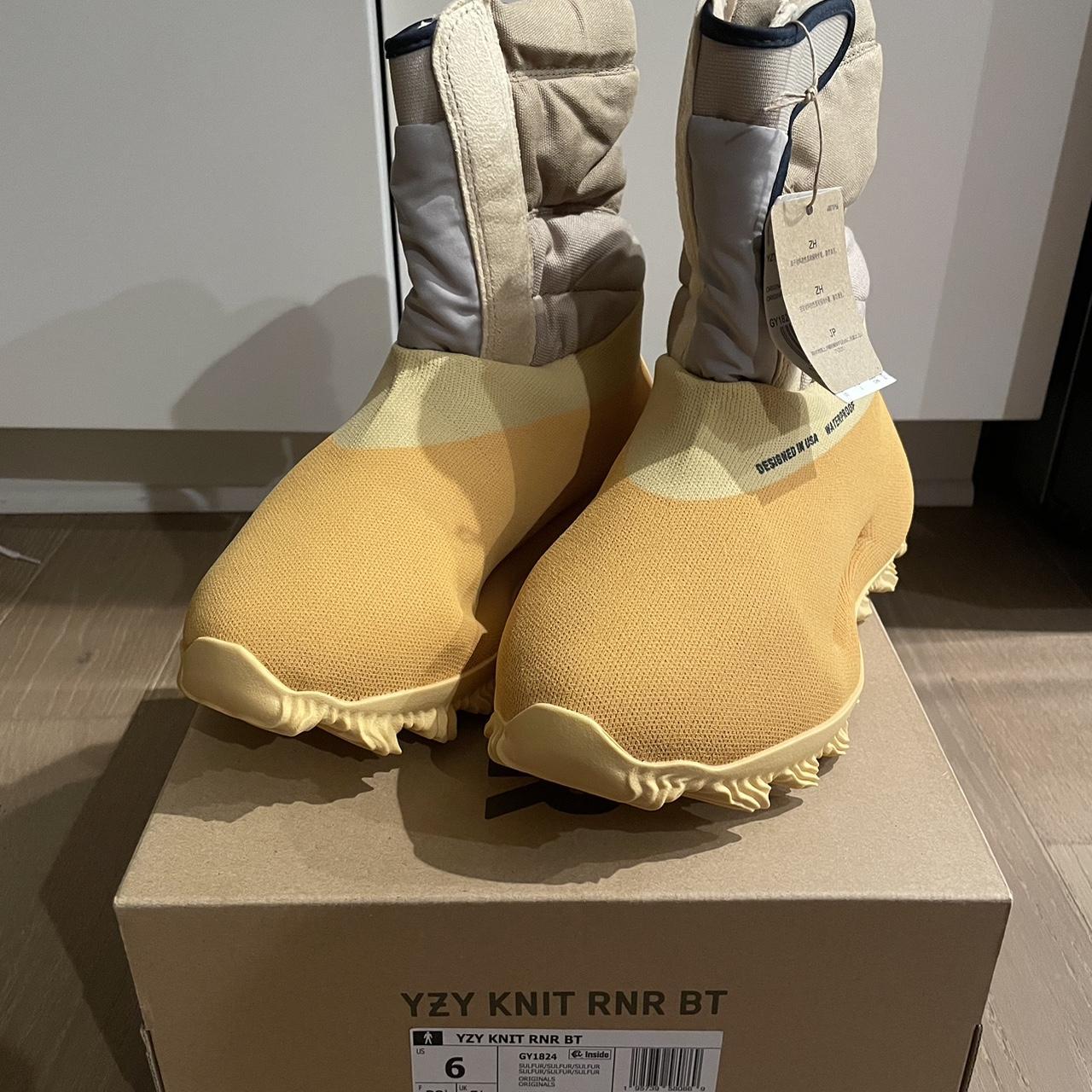 sulfur knit runner