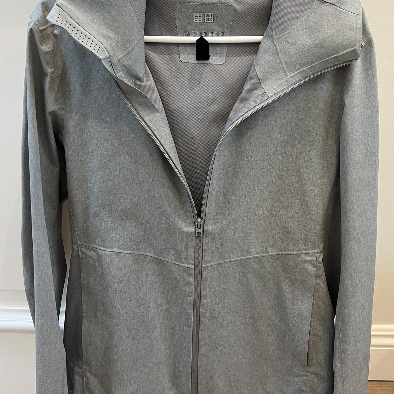 UNIQLO Men's Grey Jacket Depop