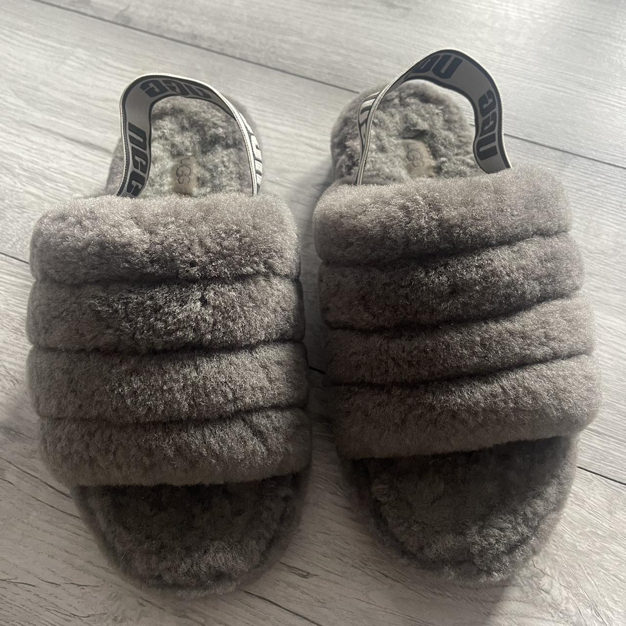 Ugg sliders on sale size 5