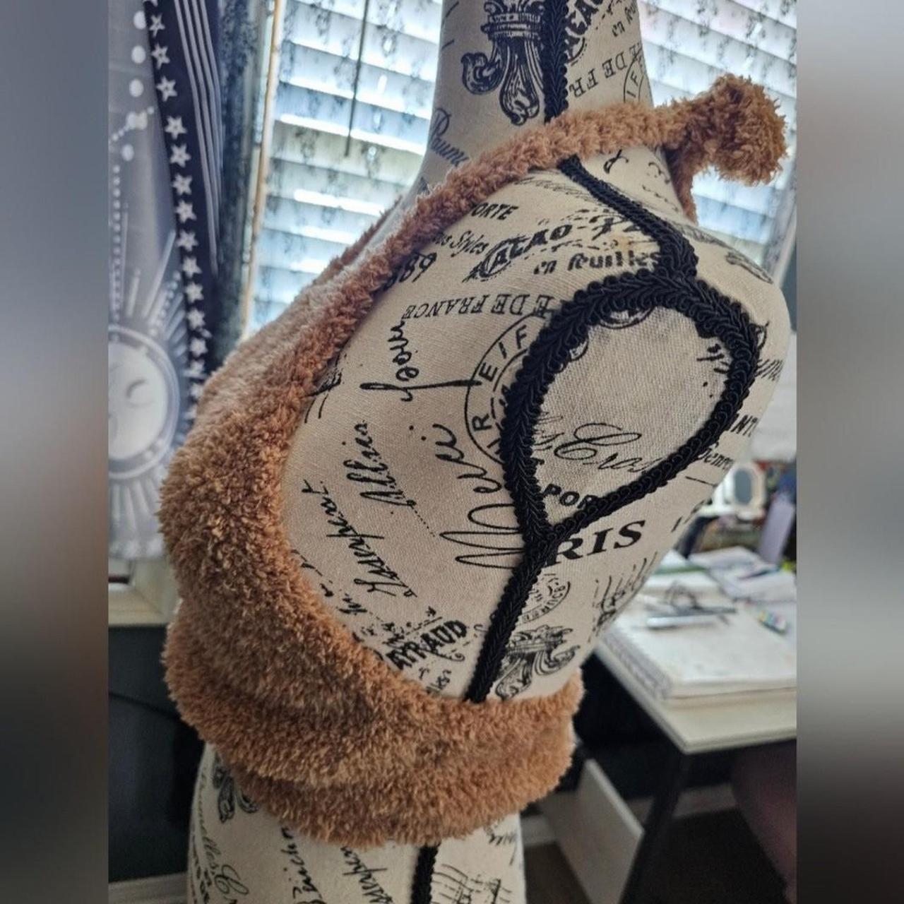 Skims cozy knit wrap top •Super cozy cropped knit - Depop