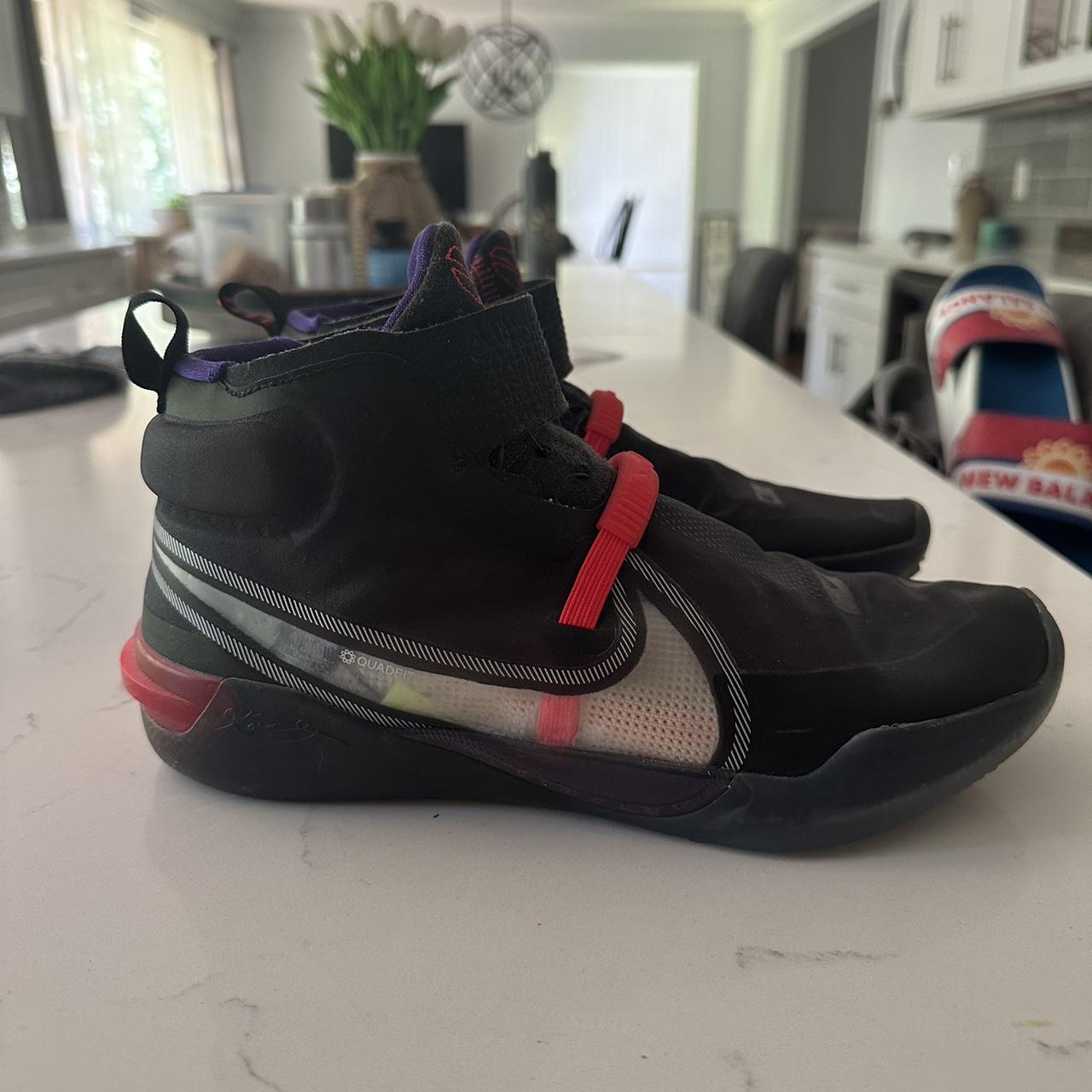 Kobe ad nxt store off noir