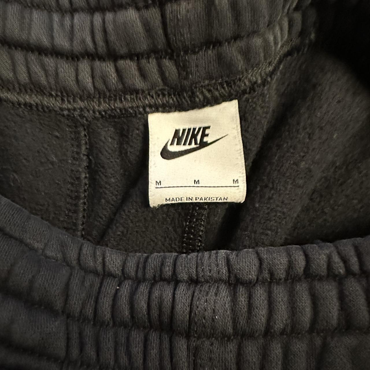 Black Nike sweatpants Men’s medium - Depop