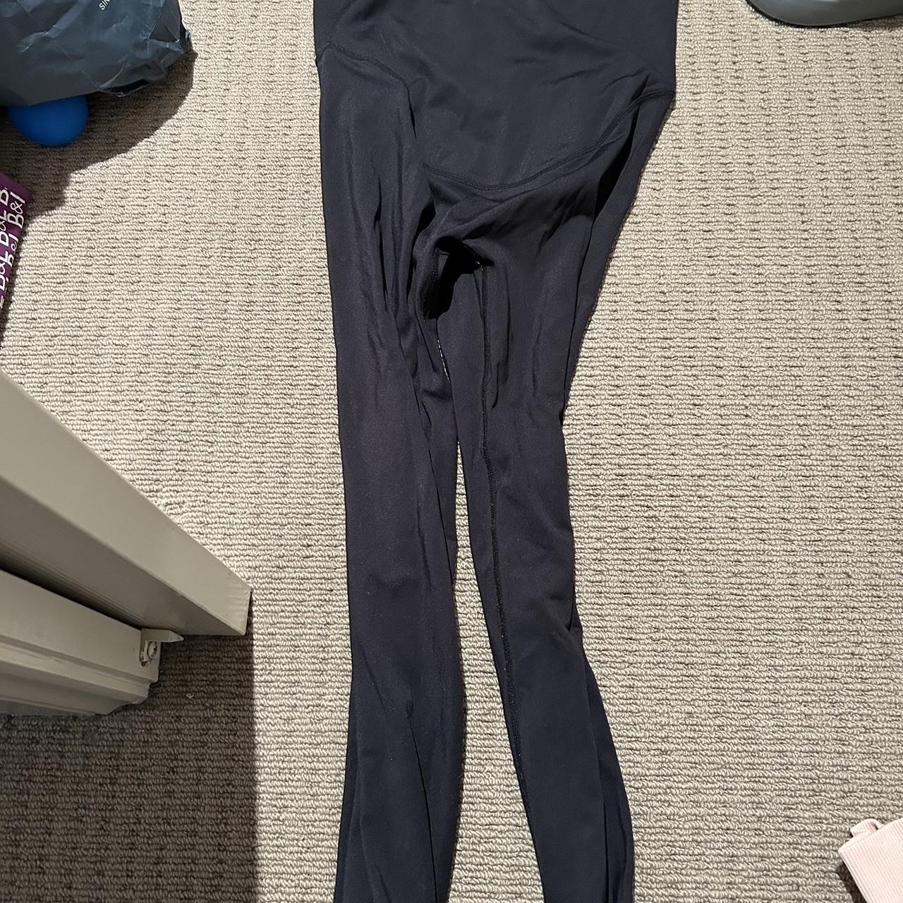 Emamaco maternity leggings Depop