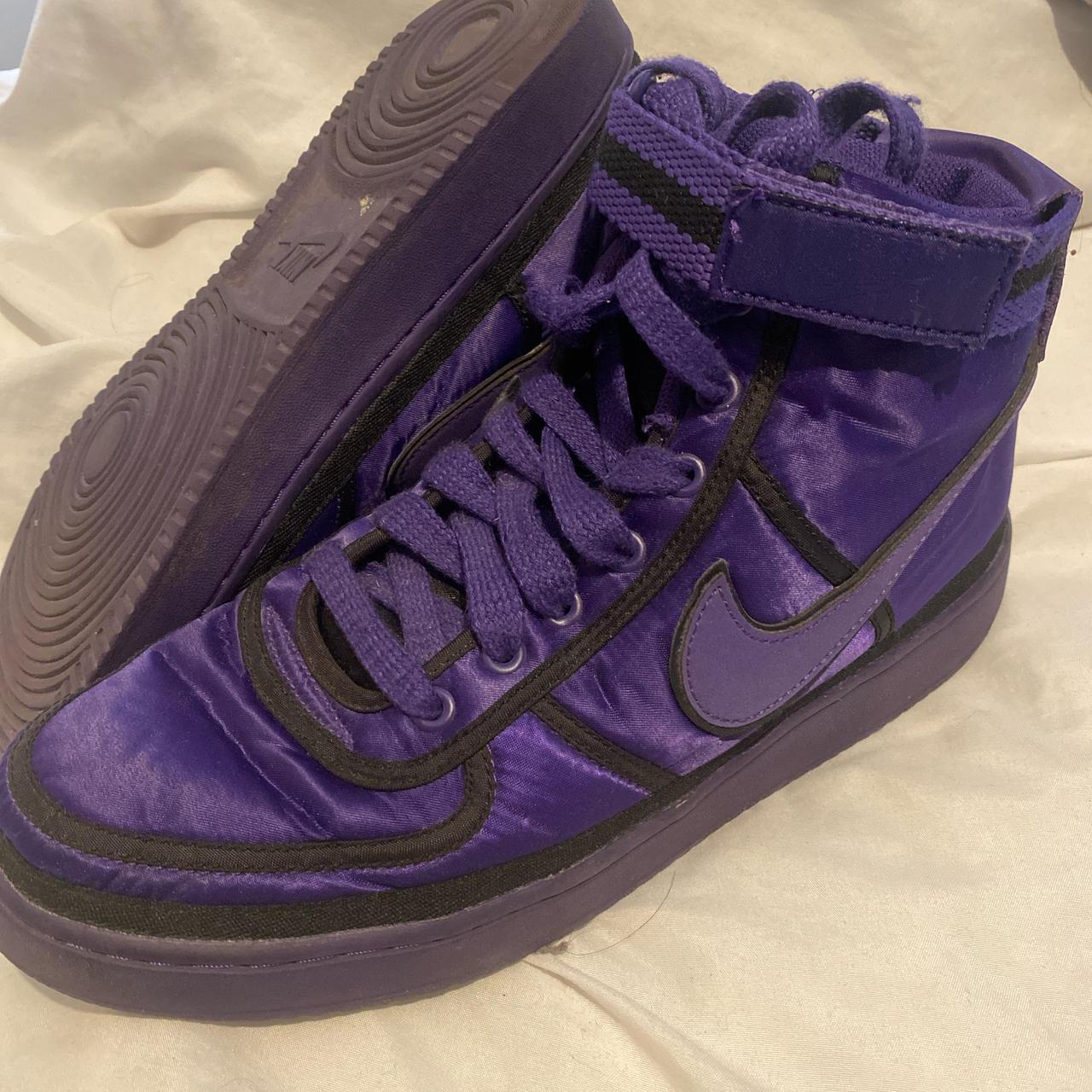 Purple shops nike vandals