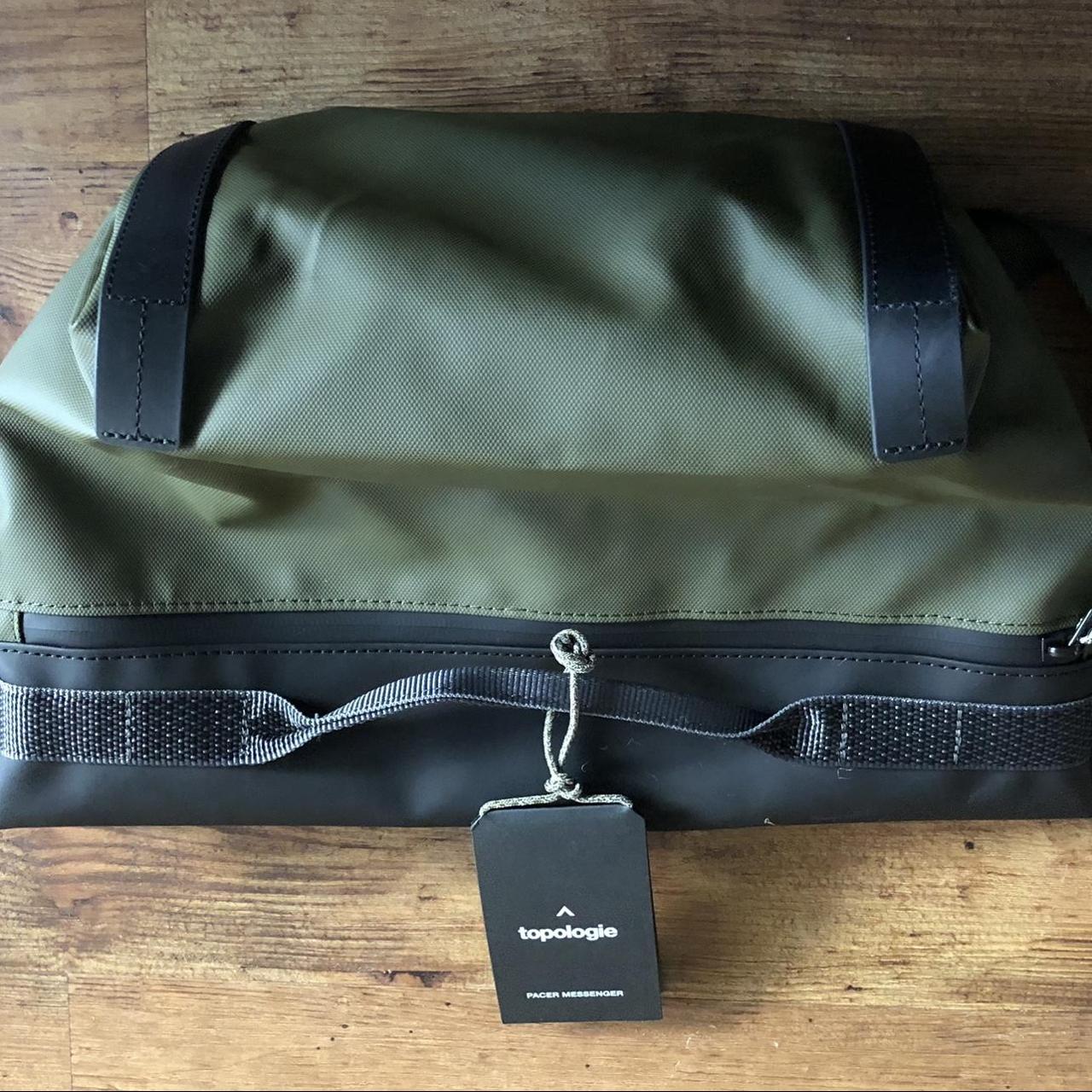 バッグ topologie | Pacer Messenger Dry | Army Topologie Pacer Messenger Bag - Dry Army. I got | Depop