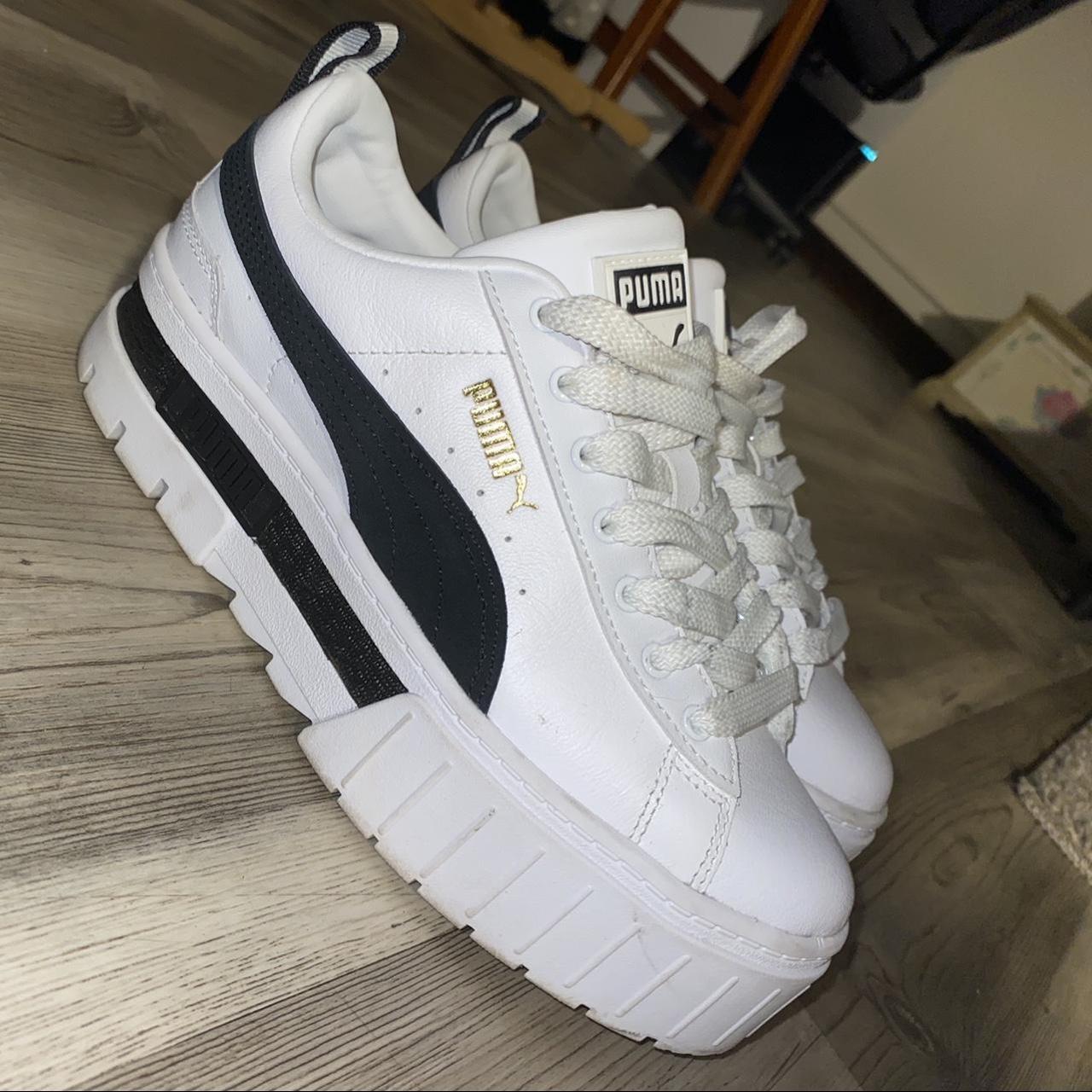 puma black and white trainers