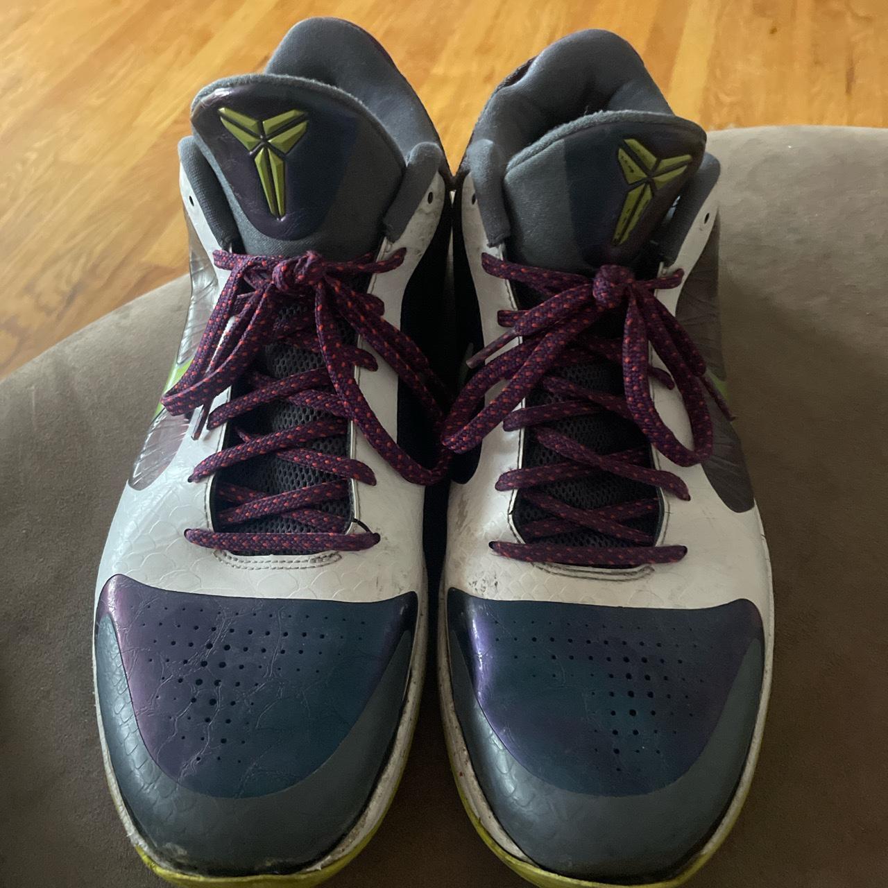 kobe bryant chaos shoes