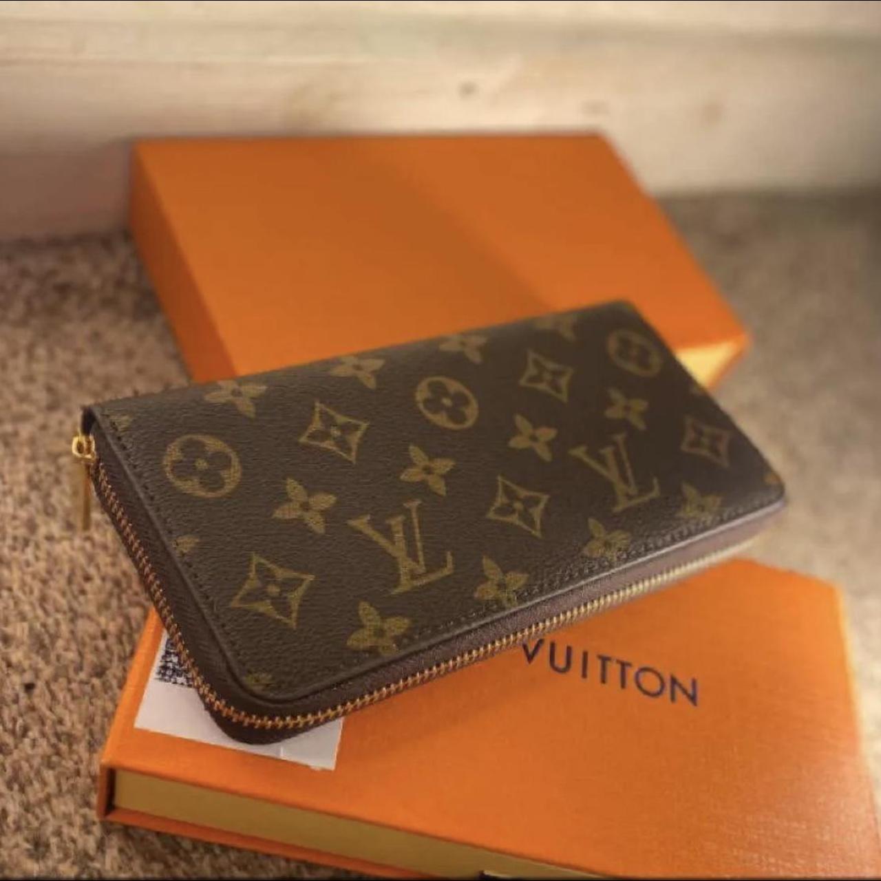 Louis Vuitton Women's Brown and Gold Walletpurses Depop