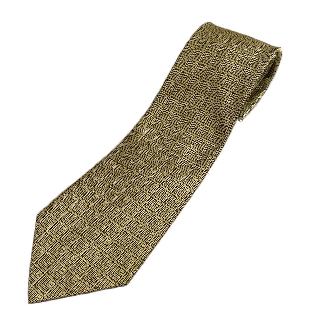 Brand not known Men's Gold Fancydress Depop