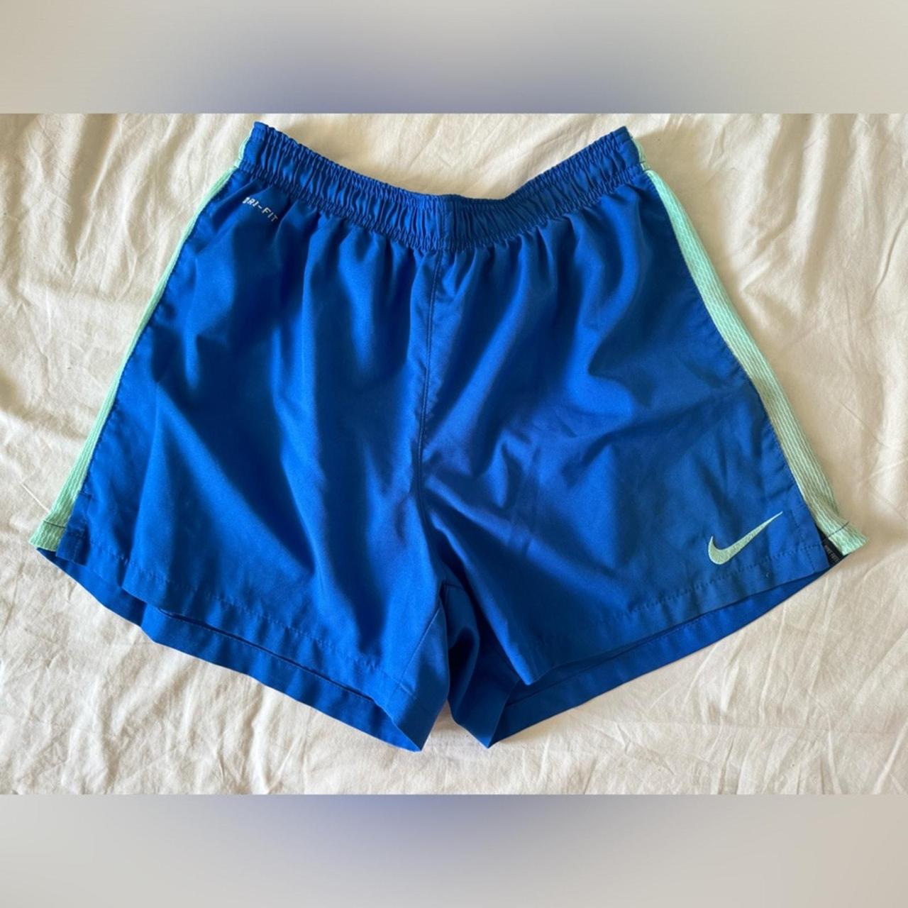 item listed by alxyas