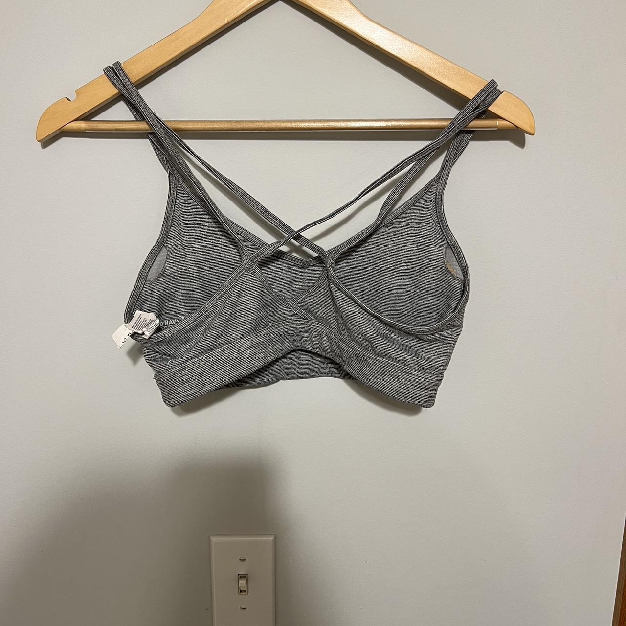 Old Navy Women's Grey Bra Depop