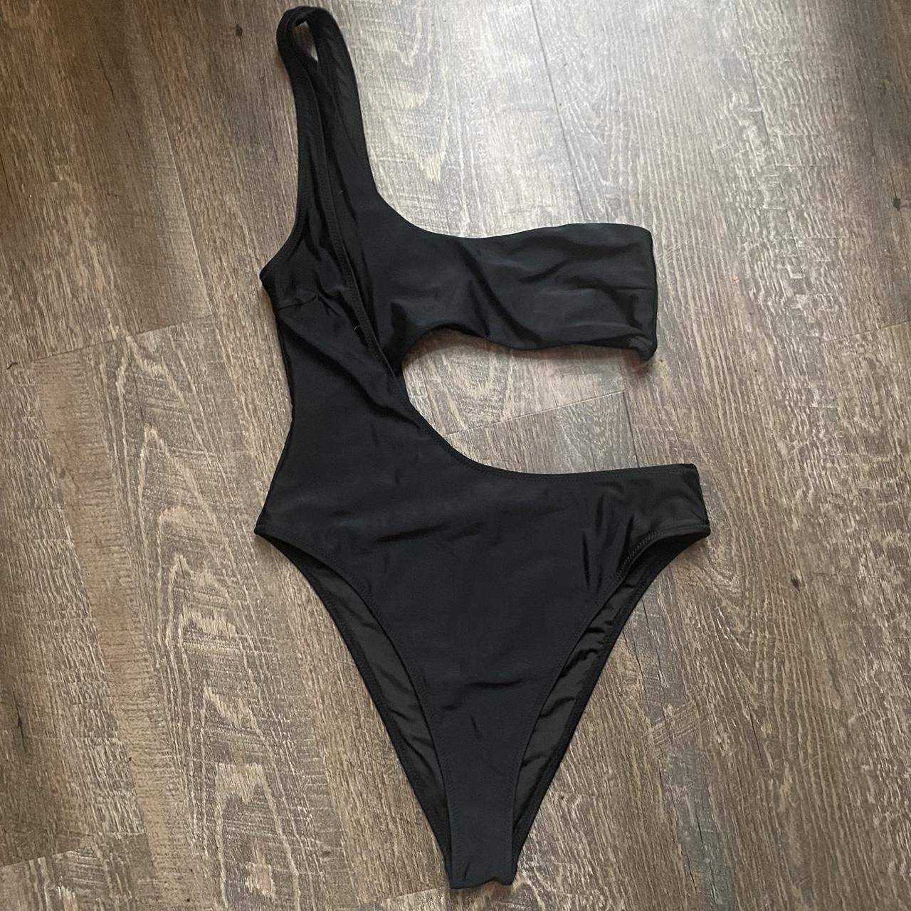 KENDALL + KYLIE Women's Black Swimsuitonepiece Depop