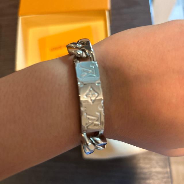 louis vuitton monogram bracelet mens SEND - Depop