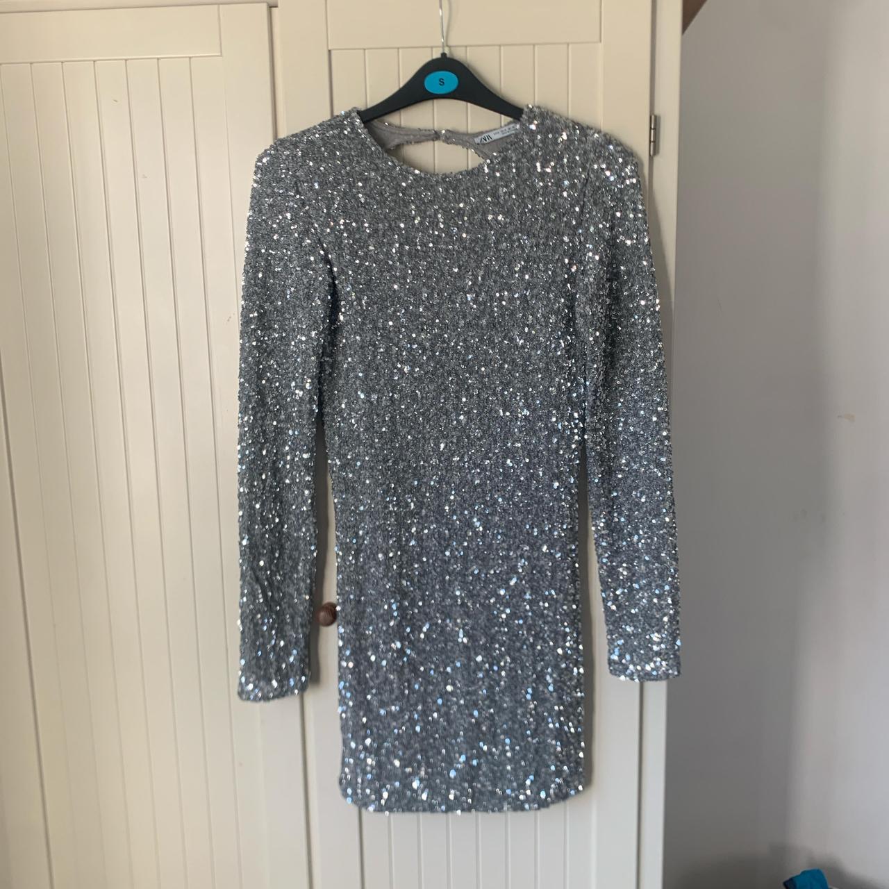 item listed by mizzzxxyyyy