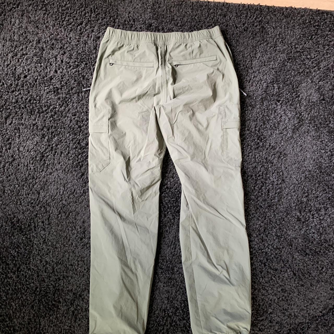 H&M Men's Green Trousers Depop