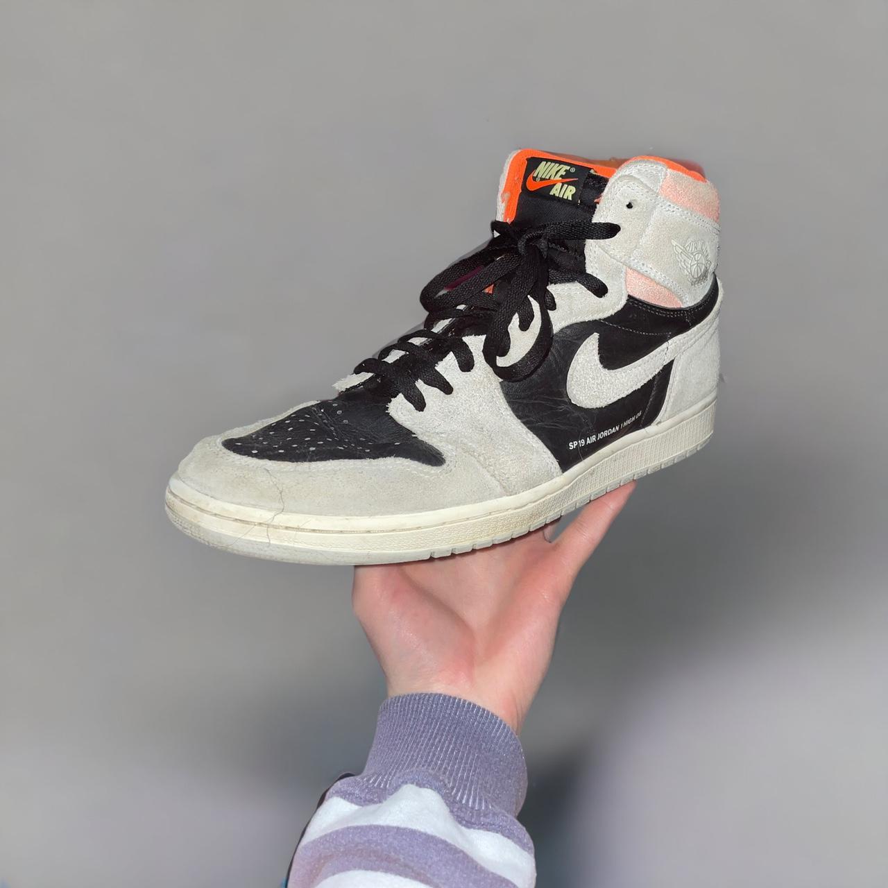 grey and orange jordan 1