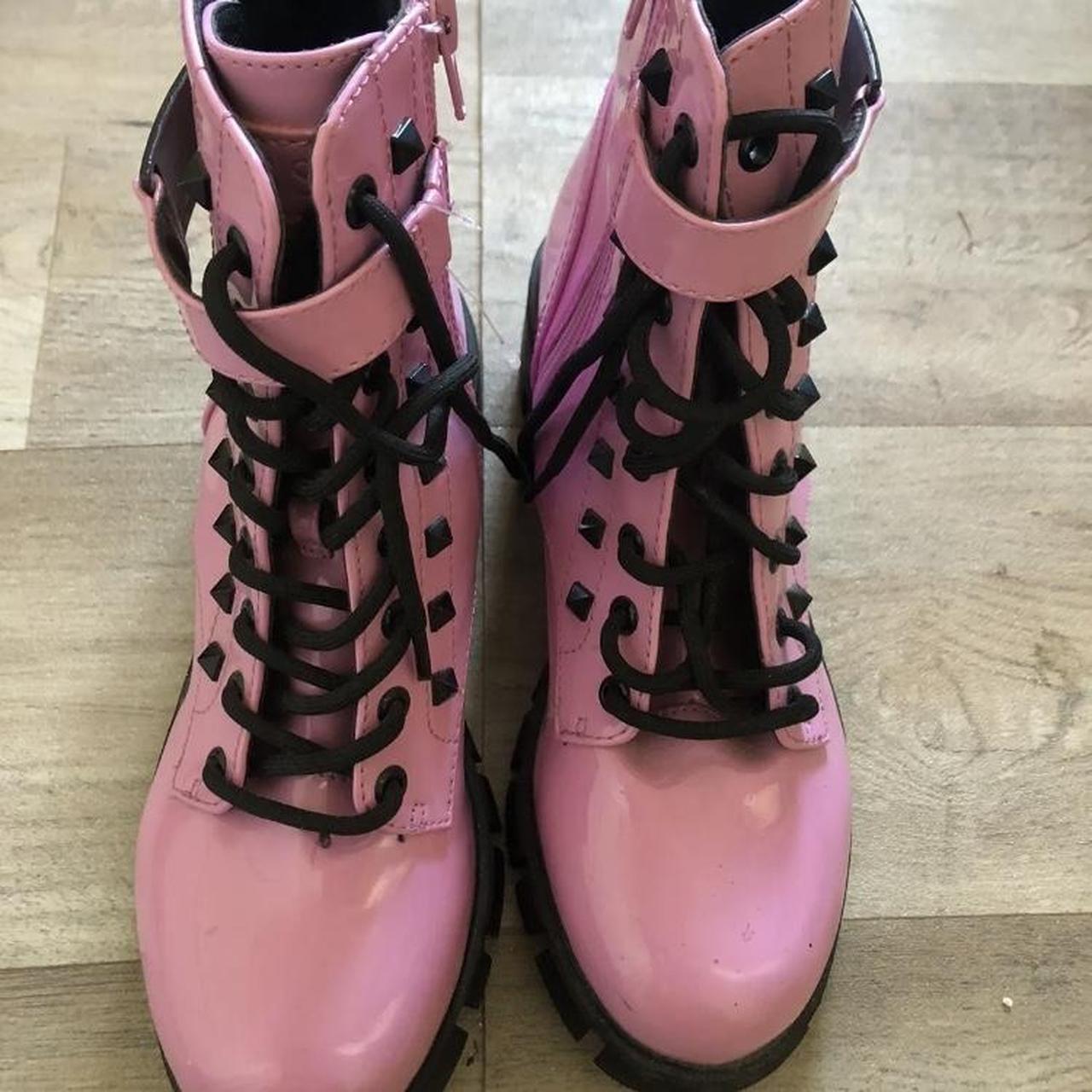 guess pink boots