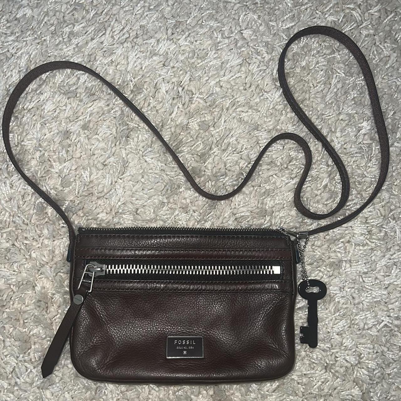 Fossil Crossbody Issue No. 1954 2 main external. Depop