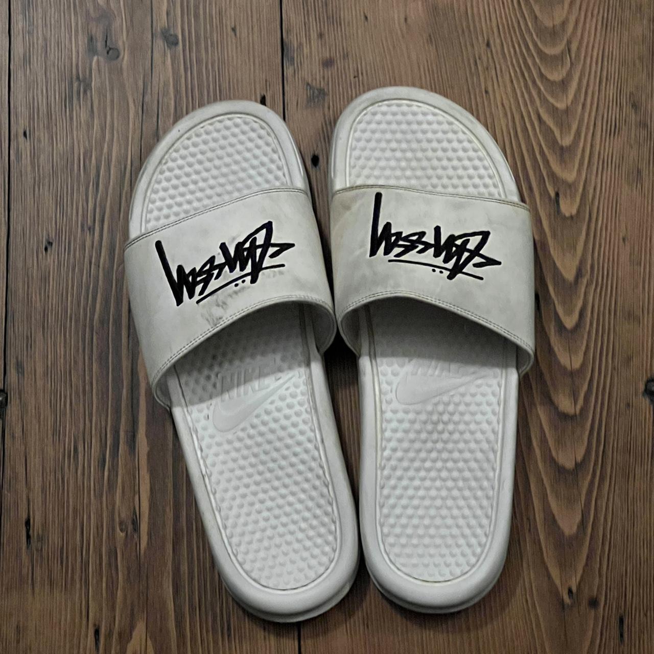 Stussy White slides, Good condition, size 12