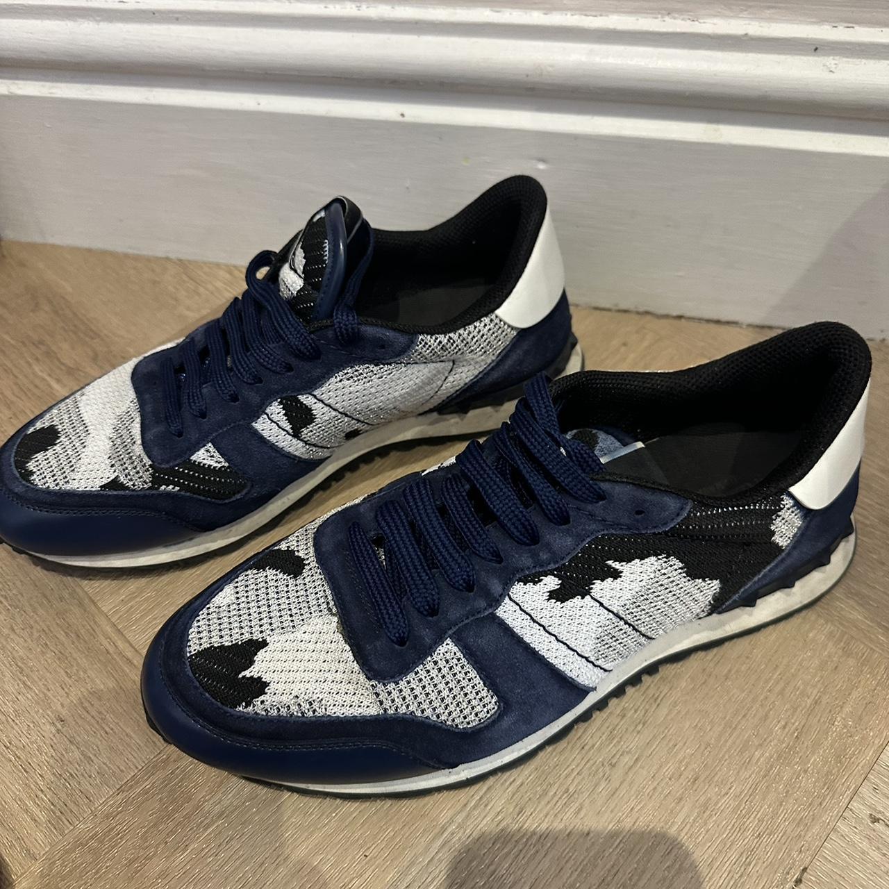 mens navy valentino trainers