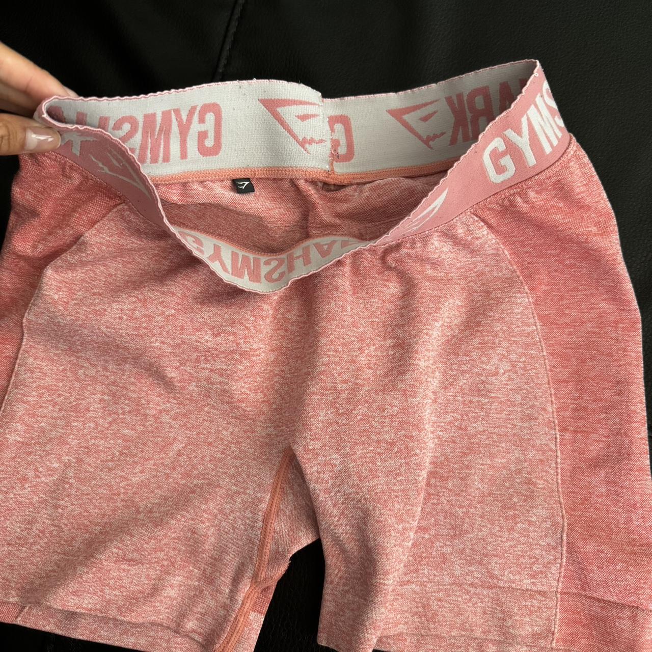 Gymshark Women's Shorts Pink S – Seamless Gymshark shorts in a