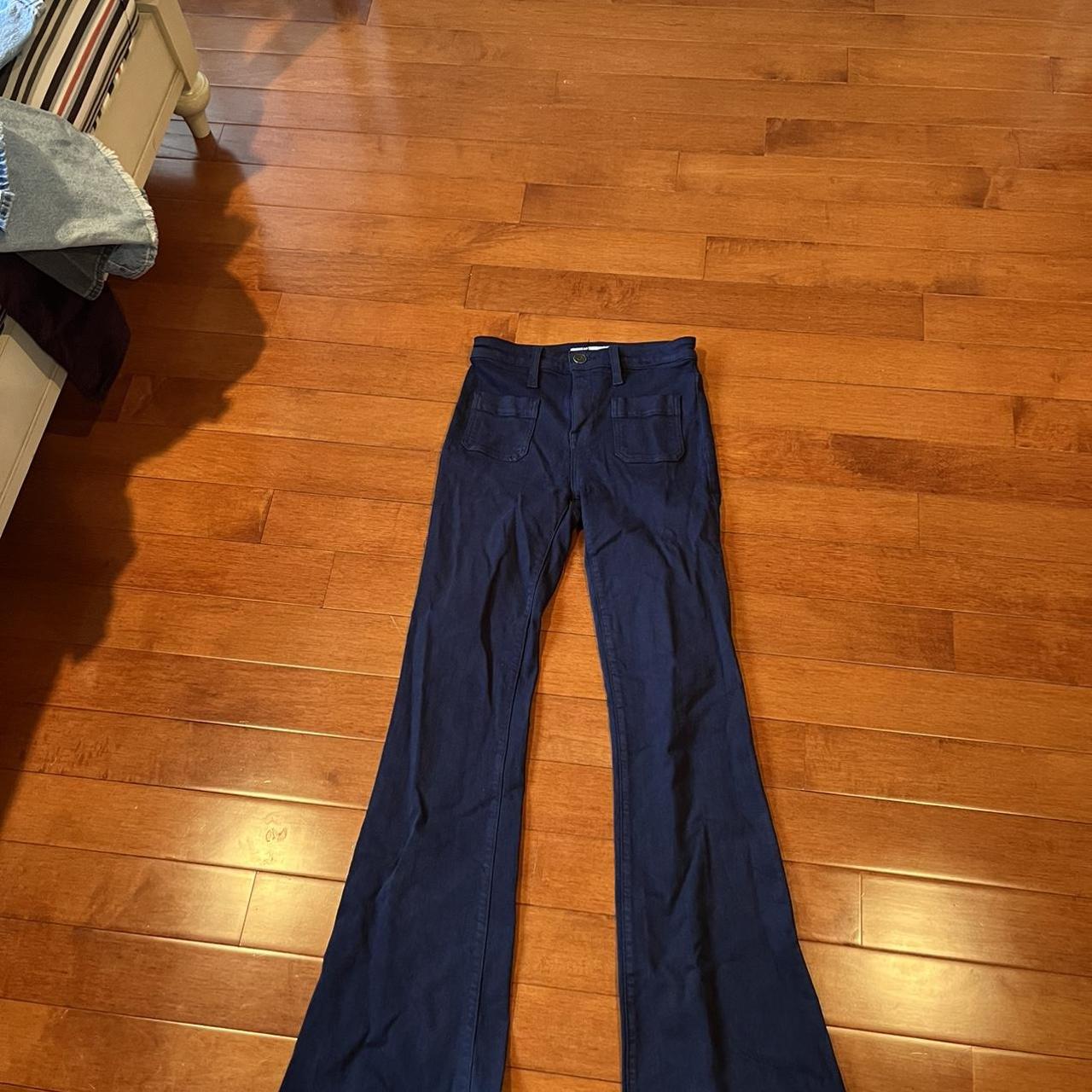 Joie Women's Navy Jeans Depop