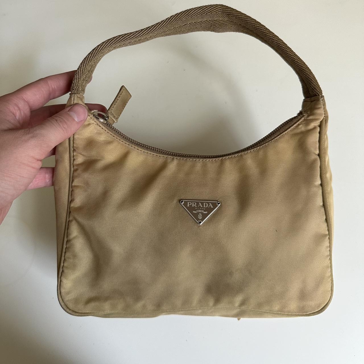 Prada nylon tessuto best sale