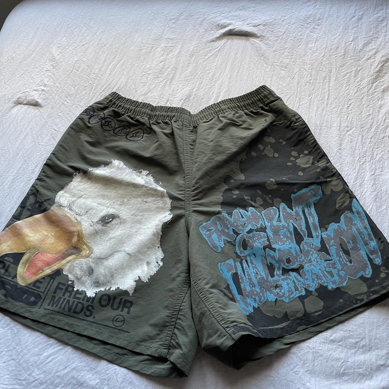 travis scott khaki shorts