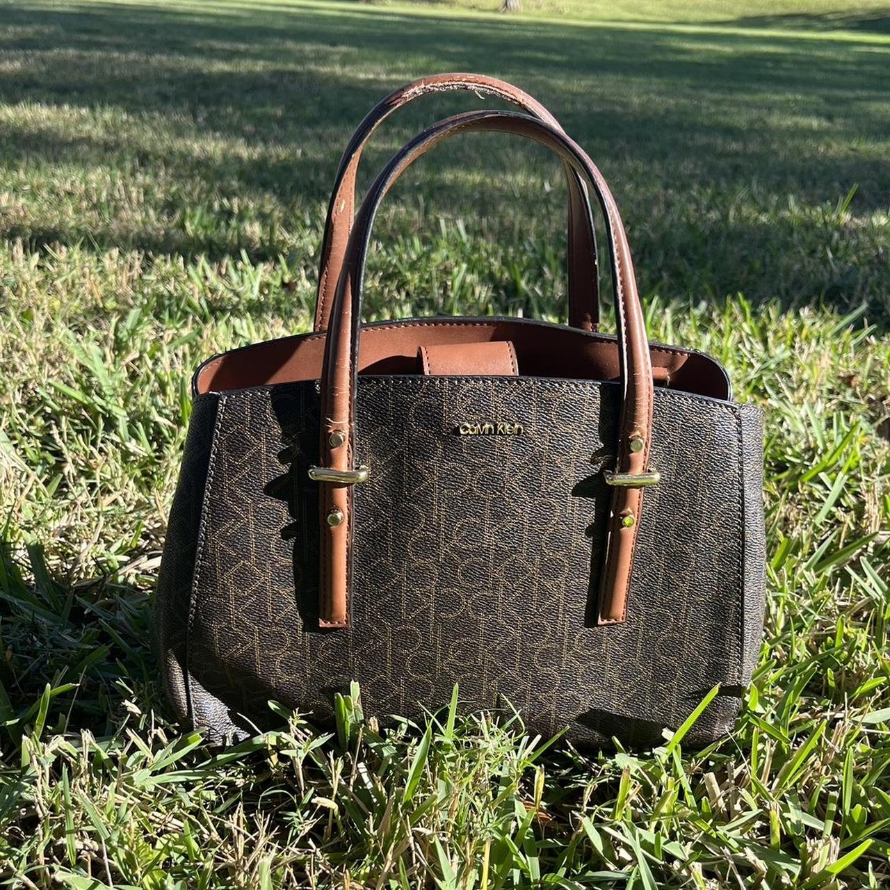 Calvin Klein Esther Small Leather Cross Body Bag, Black | Black leather  handbags, Black leather purse, Black crossbody purse